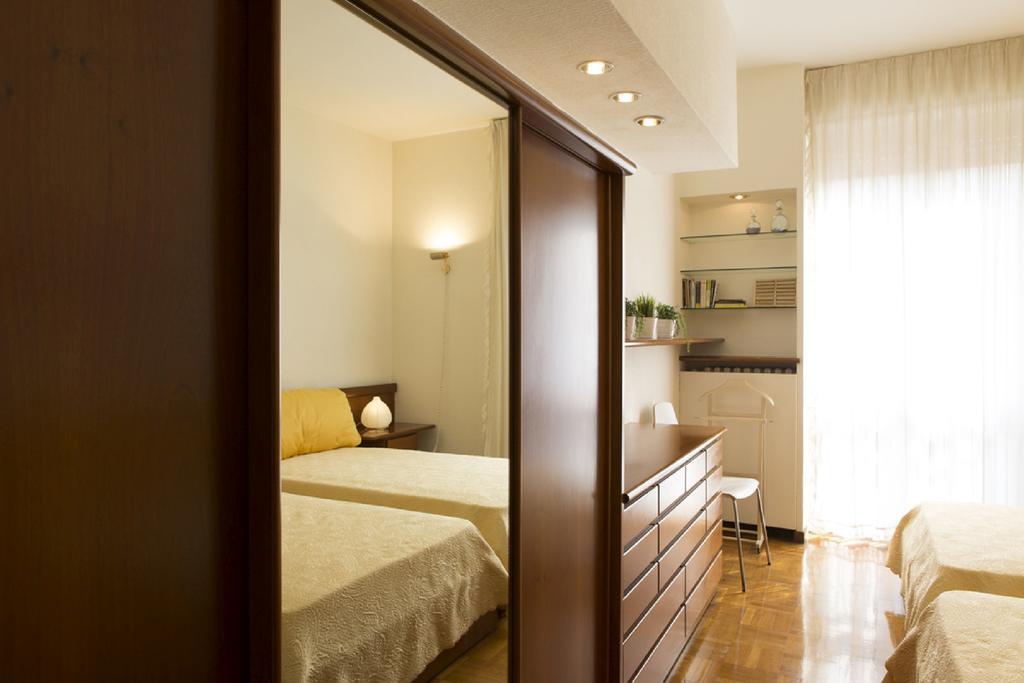 Fiera Monterosa 11 Apartment Milano Camera foto